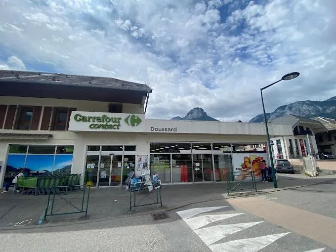 Lac D'Annecy T2 Grand Jardin Doussard 0*,  France
